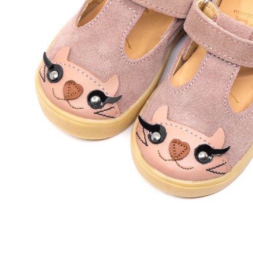 8de949f4d4edc6def59741e7e6e999bb